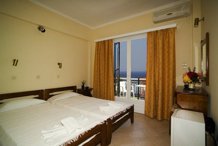 Niki Hotel ซาโมส ภายนอก รูปภาพ